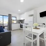 Victoria's House
